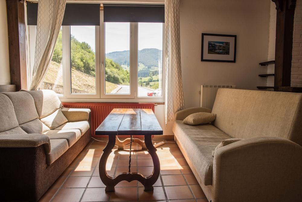 Albergue La Cabana Turieno ภายนอก รูปภาพ